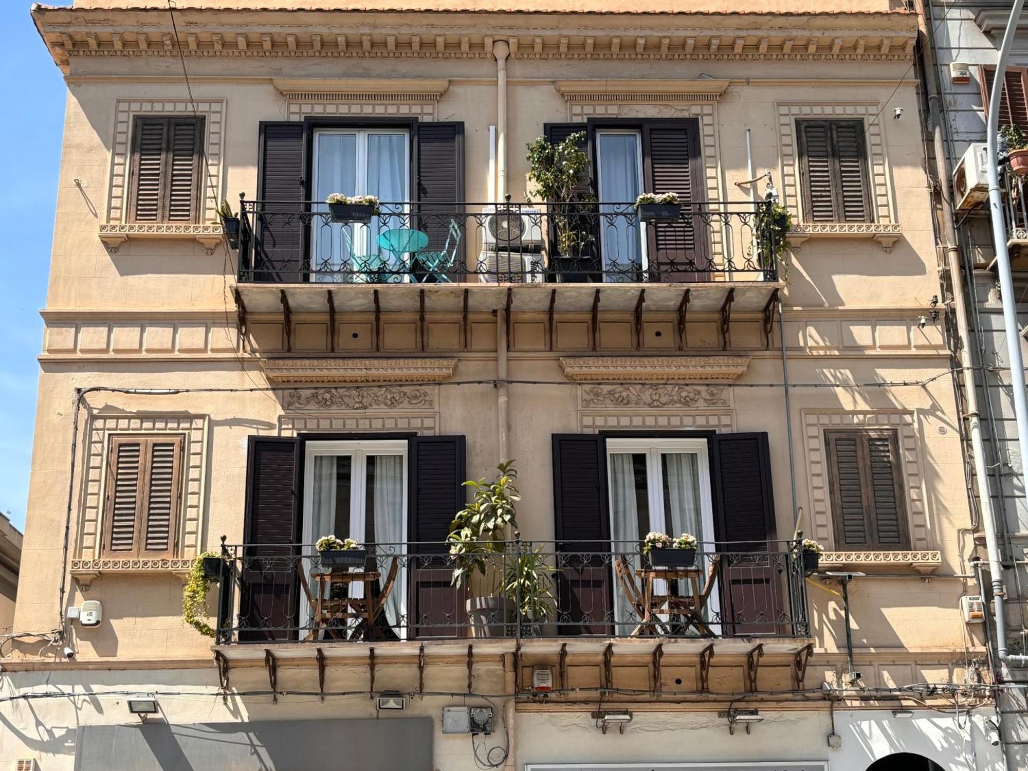 Olivuzza 27 Hotel Palermo Luaran gambar